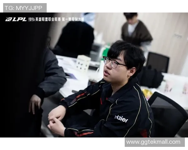 JDG战队实力引发热议争论背后的英雄联盟新格局