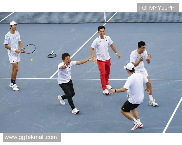 北京网球队反击战术揭秘:深度解析网球运动的策略与技巧 北京网球队反击战术揭秘:深度解析网球运动的策略与技巧